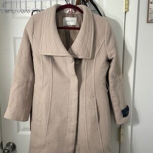 Aritizia Connor Coat Size M